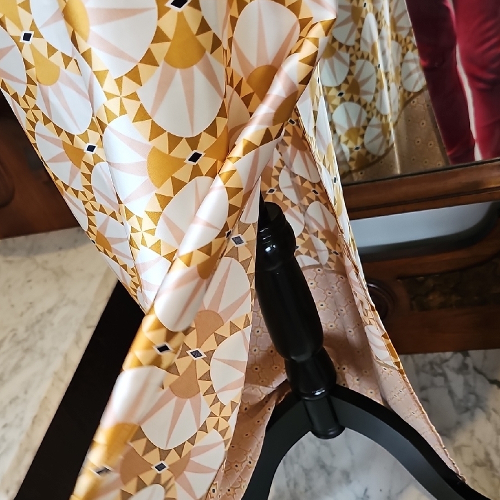 Golden Patterned Cutout Maxi Dress - Women - Picture 5 of 8